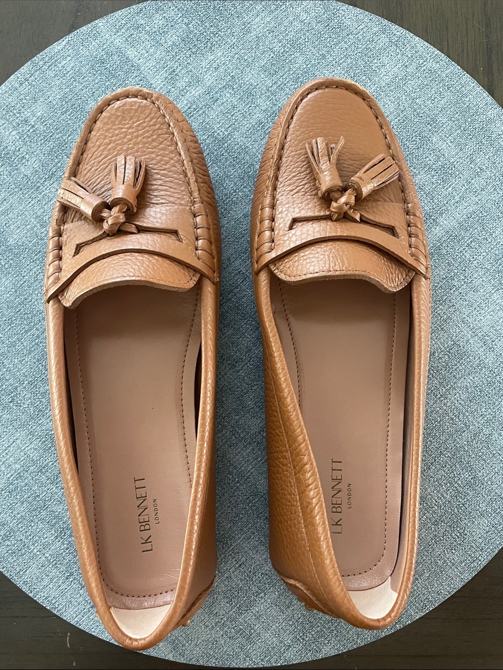 Brand new! LK Bennett Cognac Tassel Leather Loafers - Women size 39